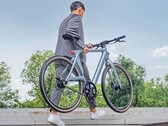 De Fiido Air is een carbon e-bike van 13 kg (~28,7 lbs). (Afbeelding bron: Fiido)