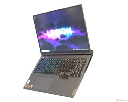 De Lenovo Legion 5 Pro 16, testunit geleverd door Lenovo