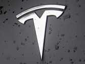 De Autopilot-functie van Tesla staat nog steeds onder scherp toezicht.