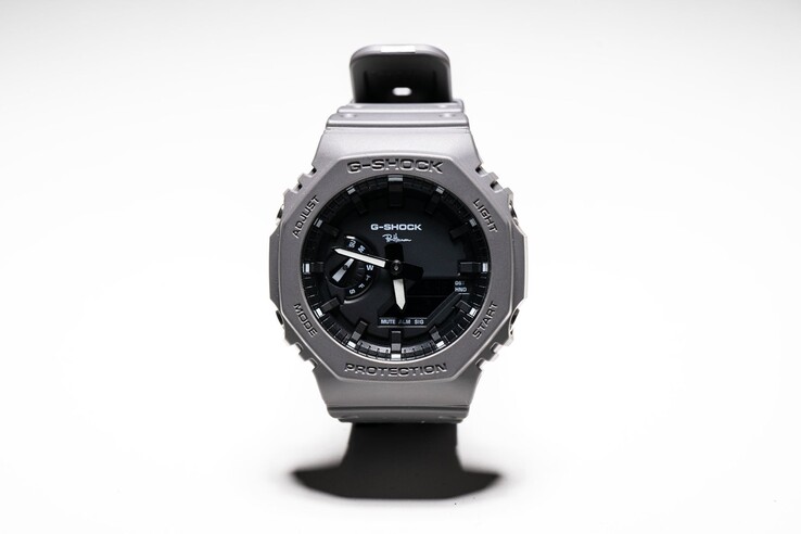 Het Casio G-Shock x Ron Herman GA-2100 horloge. (Afbeeldingsbron: Ron Herman)