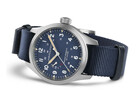 De Hamilton Khaki Field Power Reserve 40 mm met blauwe wijzerplaat