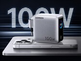 De nieuwe Ugreen Nexode Pro 100W beschikt over vier poorten en een slim display