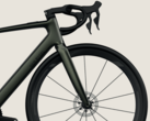 Nieuwe Decathlon Van Rysel E-EDR CF endurance racefiets verschijnt