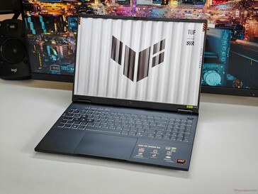 Asus TUF Gaming A16 (bron: Notebookcheck)