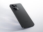 De Oppo Reno 13 Pro 5G zou een vlaggenschipkiller kunnen zijn. (Afbeeldingsbron: Florian Schmidt/Notebookcheck)