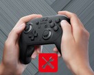 Gamer beweegt linker thumbstick op Switch 2 Pro Controller