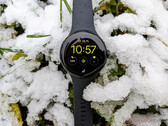 Android 14 heeft een paar aanwijzingen onthuld over de richting van Wear OS. (Beeldbron: NotebookCheck)