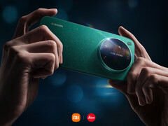 De Xiaomi 17 Ultra wordt op 25 december in China gelanceerd. Afgebeeld: een promofoto waarop de Starry Green kleurvariant van de telefoon te zien is. (Afbeeldingsbron: Xiaomi)