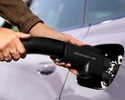 Een Porsche-adapter voor Tesla's Superchargers (Afbeelding bron: Porsche)