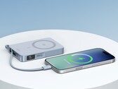 Ugreen's MagFlow Qi2 25W Magnetische Power Bank (foto) is aangekomen in de VS en het VK. (Afbeeldingsbron: Ugreen)