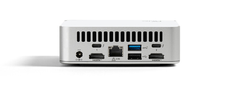 Achterkant: stroomaansluiting, 2x Thunderbolt 4, 1x USB 3.1, 1x USB 2.0, LAN 2,5G, 2x HDMI 2.1 (bron: Intel)