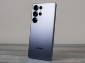 De Galaxy S25 Ultra slaagt er volgens DxOMark niet in om gelijke tred te houden met de vlaggenschepen met de beste camera. (Afbeeldingsbron: Notebookcheck)