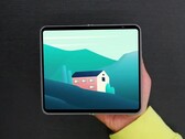De Pixel Fold zal breder zijn dan de Galaxy Z Fold4. (Beeldbron: Dave2D)