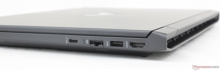 Rechts: USB-C (5 Gbps) met DisplayPort 1.4, Gigabit RJ-45, USB-A (5 Gbps), HDMI 2.1