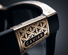 De nieuwe „Odyssey“-bril van Caviar is verkrijgbaar in goud of zilver.