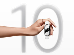 De Smart Band 10 kost €49,99 in de EU. Afgebeeld - een marketingafbeelding; een hand die de wearable vasthoudt met &quot;10&quot; op de achtergrond. (Afbeeldingsbron: Xiaomi)