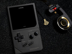 De nieuwste Chromatic van ModRetro is gemaakt van hetzelfde metaal als wordt gebruikt in aanvalsdrones. (Afbeeldingsbron: ModRetro)