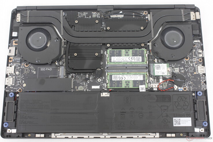 2026 Stealth 16 ondersteunt maximaal twee PCIe4 x4 NVMe 2280 SSD's en twee DDR5 SODIMM-modules