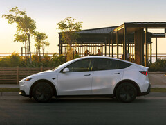 De Model Y in Pearl White (bron: Tesla)