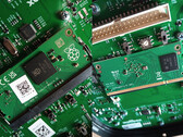 De Raspberry Pi Compute Module 3E is een ander alternatief voor de Compute Module 3+, na de Compute Module 4S. (Afbeelding bron: @PiOCKET)