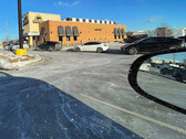 De wachtrijen bij Mississauga Supercharger (afbeelding: DriveTeslaCanada)