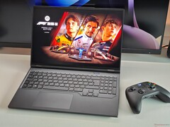 XMG Apex 16 Max (bron: Notebookcheck)