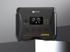 Het AlphaESS BlackBee 2000 power station kan 15 apparaten tegelijkertijd opladen. (Afbeelding bron: AlphaESS)