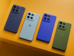 Motorola beschrijft de lanceringskleuren van de Moto G56 als Black Oyster, Grey Mist, Dazzling Blue en Dill, allemaal met Pantone-branding. (Afbeeldingsbron: Motorola)