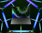 De GeForce RTX 4090 kan tot 175 W verbruiken in de Razer Blade 16. (Beeldbron: Razer)