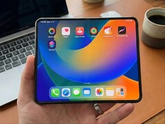 Onofficiële render van iPhone Ultra/Fold.