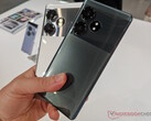 De Realme GT 7T zal een MediaTek SoC gebruiken, in tegenstelling tot de hier afgebeelde GT 6 (bron: Notebookcheck)