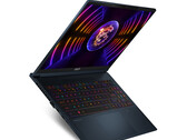De MSI Stealth 16 Studio heeft onder meer een SteelSeries-toetsenbord en een 1080p-webcam. (Beeldbron: MSI)
