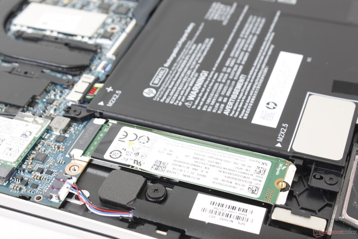 Het systeem ondersteunt slechts één interne M.2 2280 SSD