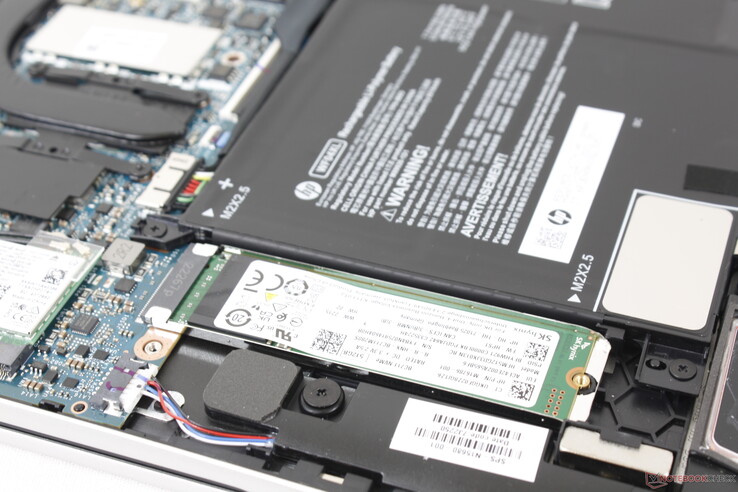 Het systeem ondersteunt slechts één interne M.2 2280 SSD