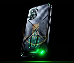 De Infinix GT 50 Pro 5G heeft een ongewoon ontwerp met groene LED-verlichting.