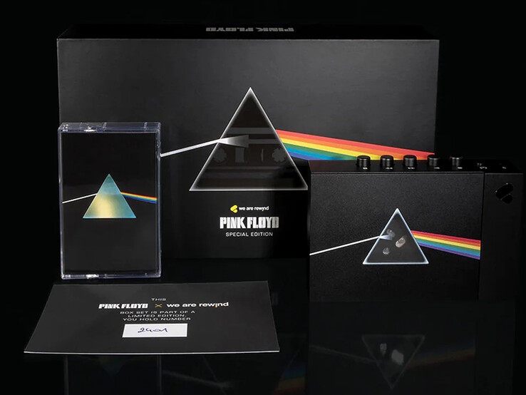 Inhoud van de verzamelaarsbox „We Are Rewind x Pink Floyd“.
