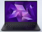 Kvadra NAU LP14, een lichtgewicht ultrabook voor zakelijk gebruik van het Russische technologiebedrijf Yadro.
