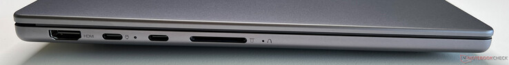 Links: HDMI 2.1, 2x USB-C 4.0 (40 GBit/s, DisplayPort Alt Mode 2.1, Power Delivery 3.0), SD-kaartlezer