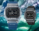 De blauwe GBX-H5600-2 (links) en de zwarte GBX-H5600-1 (rechts) van Casio.