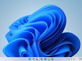 Winux Linux-bureaublad met Microsoft Edge en op Windows geïnspireerd uiterlijk