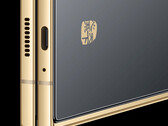 De Galaxy Z Fold6 Slim krijgt mogelijk zijn eerste optreden als de Samsung W25, voorganger afgebeeld. (Afbeeldingsbron: Samsung)