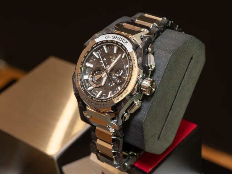 Een foto van het Casio G-Shock MTG-B4000D-1A horloge. (Afbeelding bron: Impress Watch)