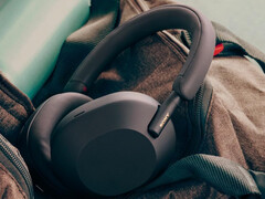 Sony bracht een nieuw ontwerp naar de WH-1000X serie met de vijfde generatie. (Afbeeldingsbron: Sony) 