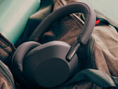 Sony bracht een nieuw ontwerp naar de WH-1000X serie met de vijfde generatie. (Afbeeldingsbron: Sony)
