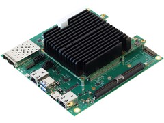 De HoneyComb Ryzen V3000 is een nieuw moederbord met AMD-chipset en snelle Ethernet-poorten (Afbeelding bron: SolidRun)