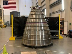 Een foto van een RS-25 raketmotor (Afb.bron: Aerojet Rocketdyne; bijgesneden)