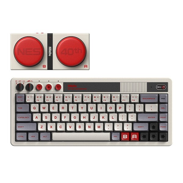Het 8BitDo Retro 68 Keyboard - NES 40th Limited Edition wordt geleverd met draadloze Super Buttons. (Afbeeldingsbron: 8BitDo)