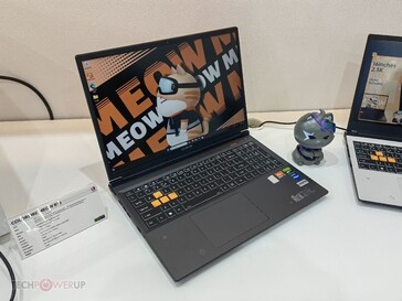 MEOW R15 (Afbeeldingsbron: TechPowerUp)