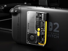 Sharge verpakt een klein dock en een ventilator in een mobiele SSD. (Afbeeldingsbron: Sharge)