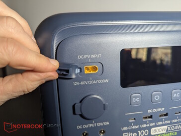 Eén zonne-ingang die tot 1.000 W ondersteunt. Een tweede zou de voorkeur hebben.